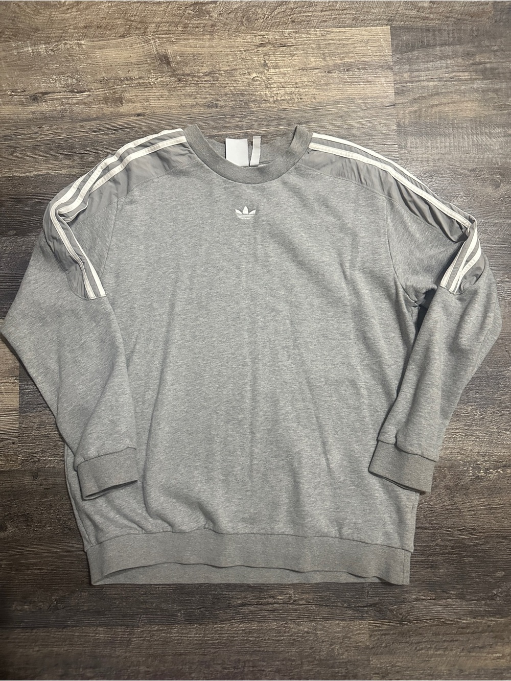 Adidas Men’s Originals Radkin XL Gray and White Crewneck Sweater